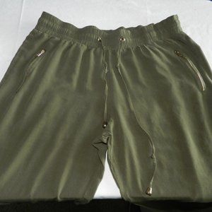 Love Tree LA olive green joggers